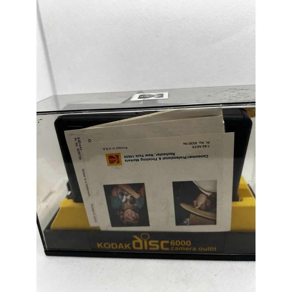KODAK 6000 Disc Film Camera Vintage 1980s Retro w/ Display Case UNTESTED
